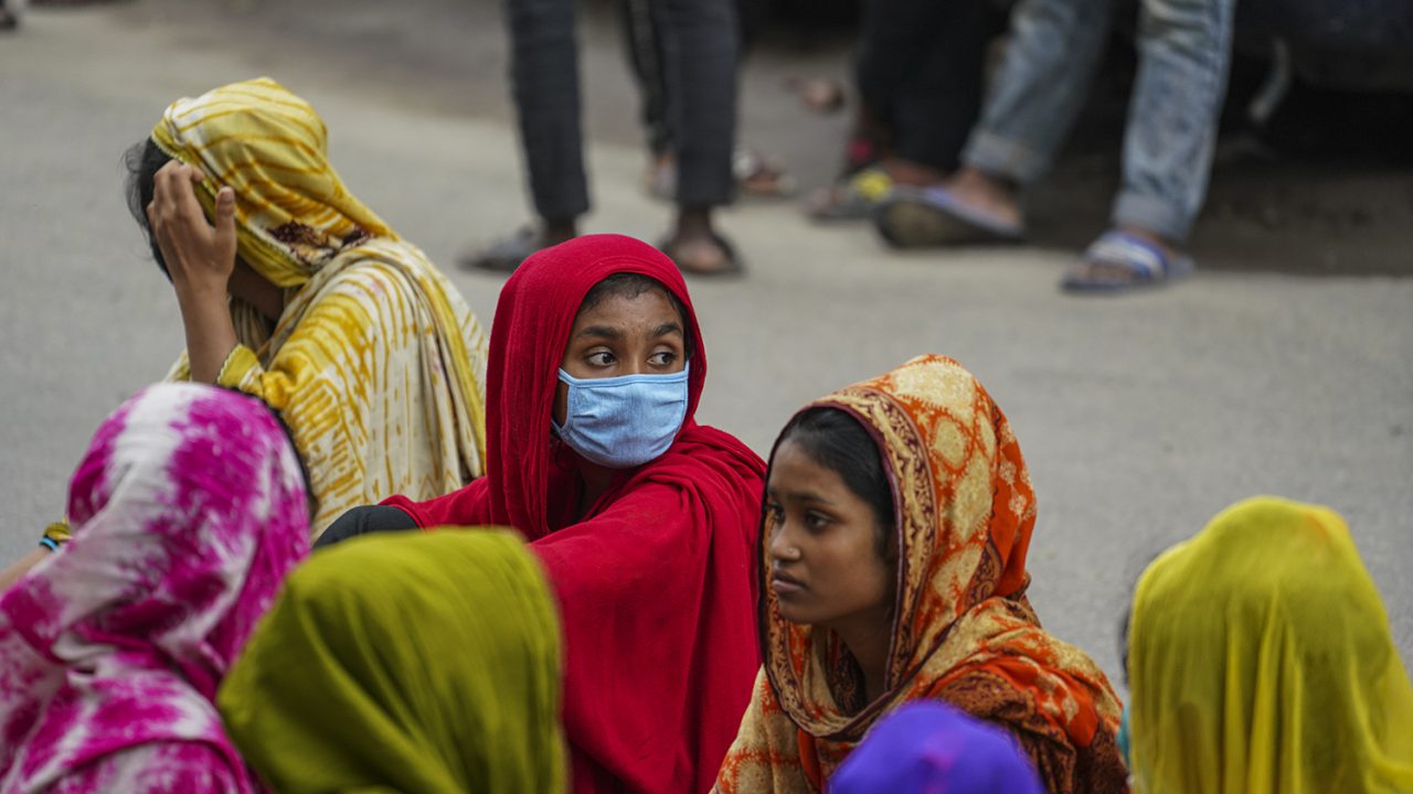 Bangladesh: Textile Workers Protest
